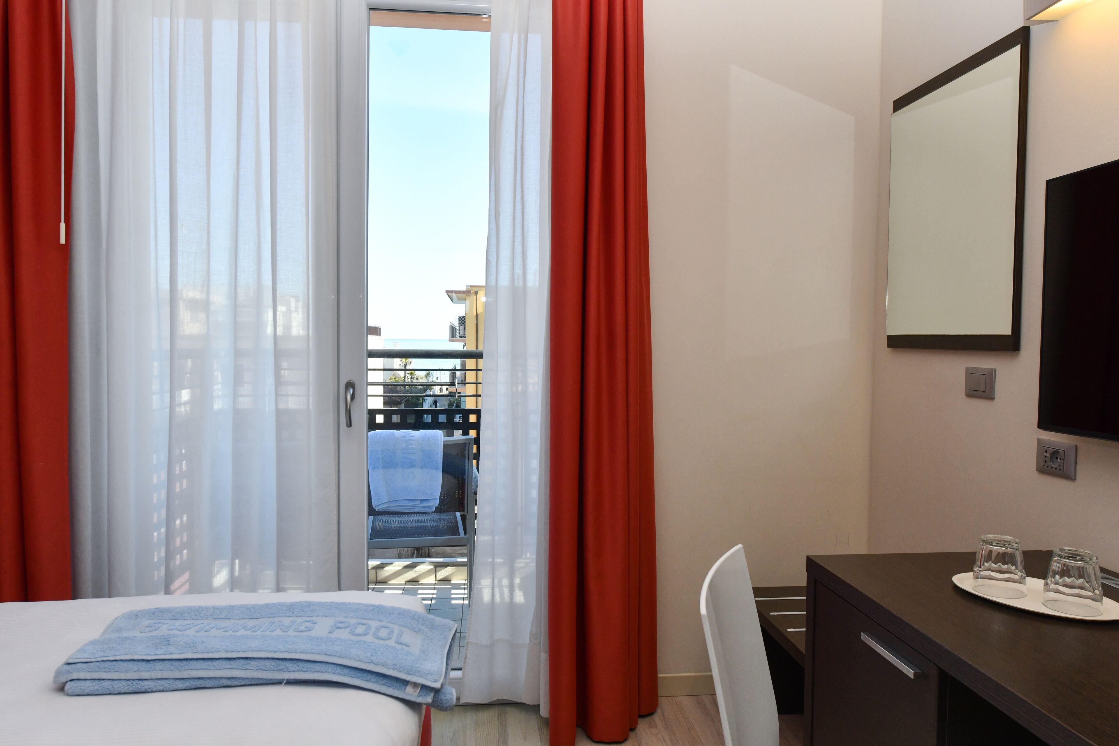 double room, balcony | minibar, in-room safe, desk, blackout curtains