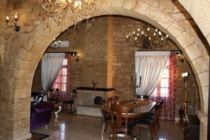 Essbereich im Zimmer