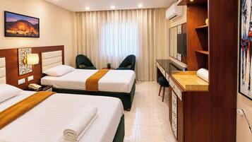 Premium bedding, minibar, blackout curtains, free WiFi