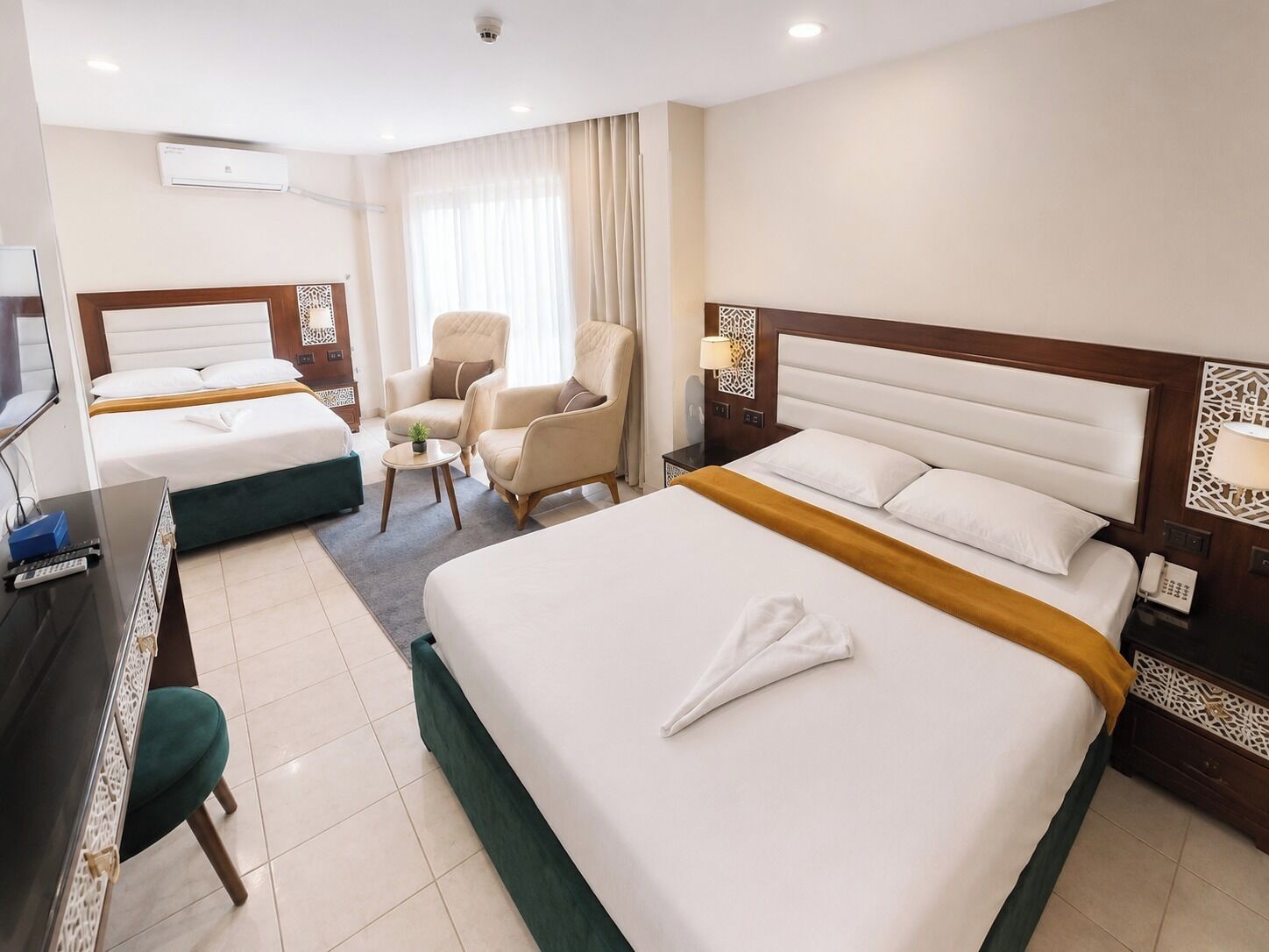 Deluxe Triple Room