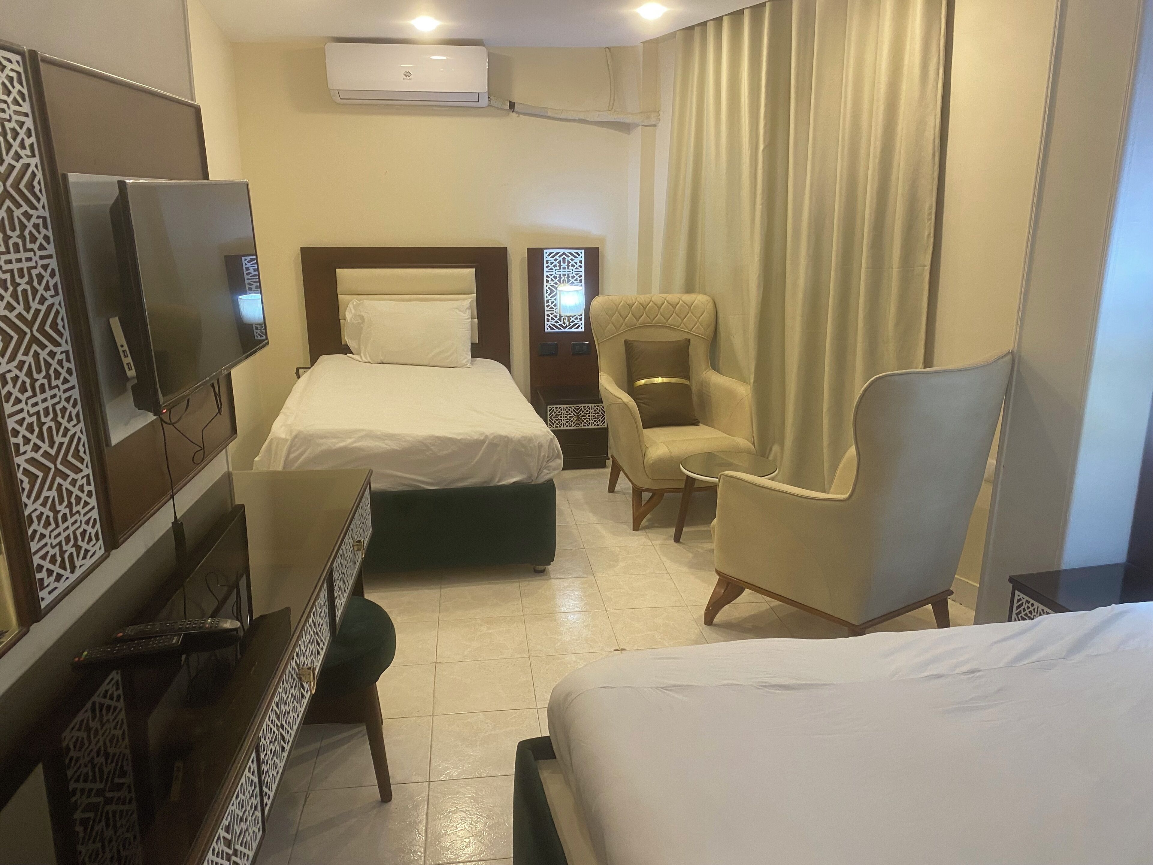 triple room | premium bedding, minibar, blackout curtains, rollaway beds