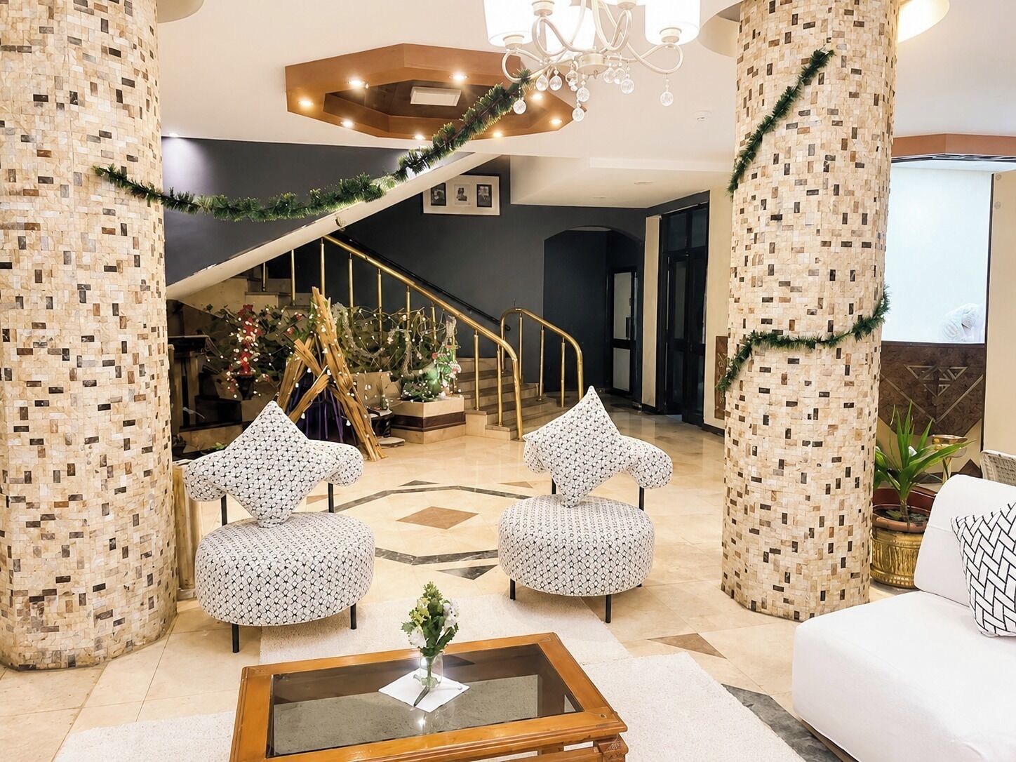 前台