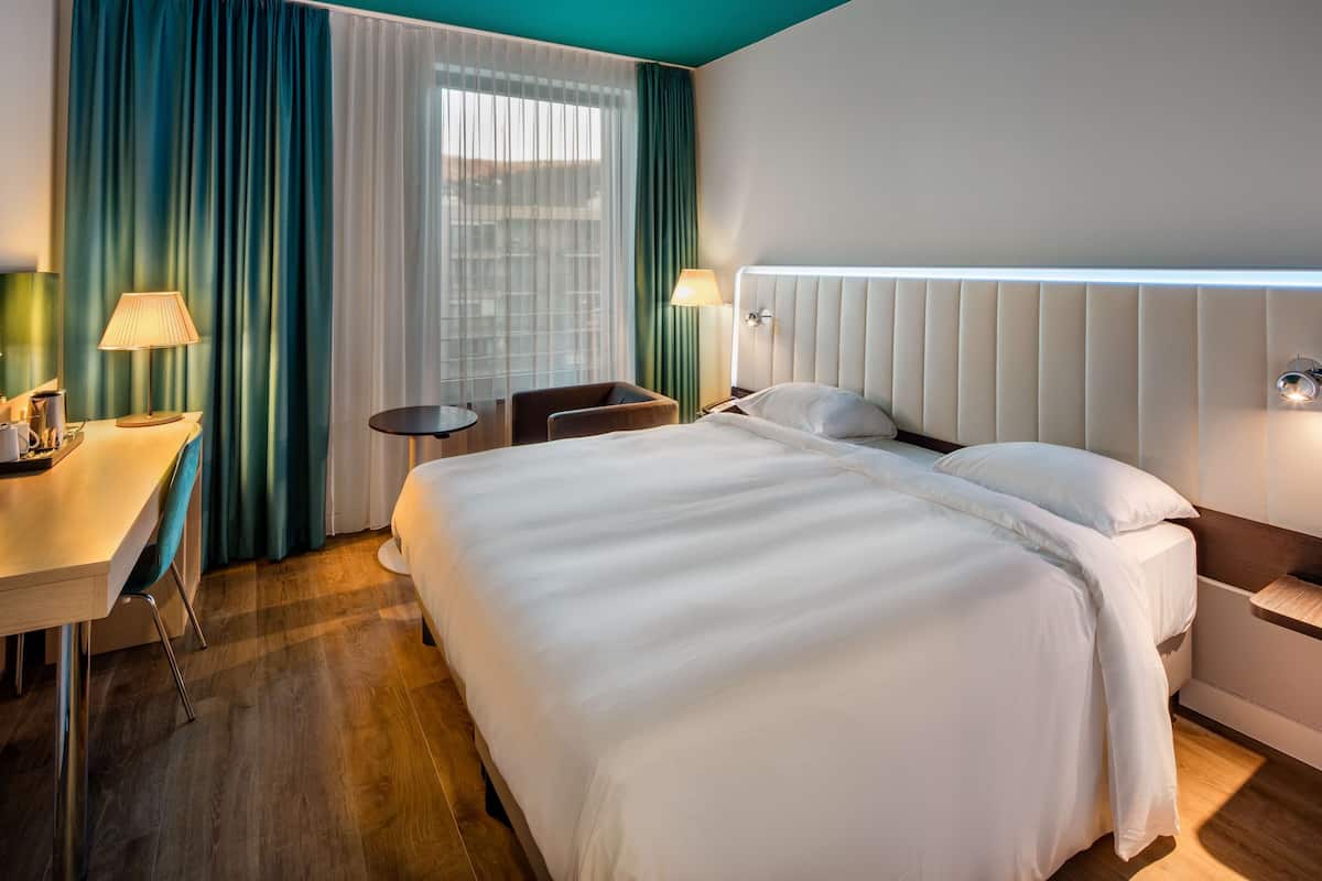 In-room safe, desk, laptop workspace, soundproofing