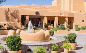 واجهة المنشأة