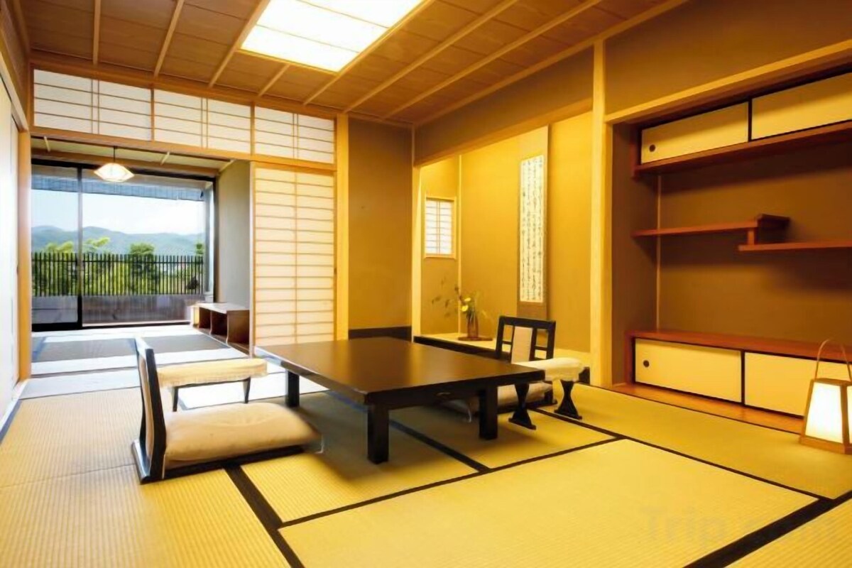 [Hekisenkaku] Guest Room With Semi-open-air Bath