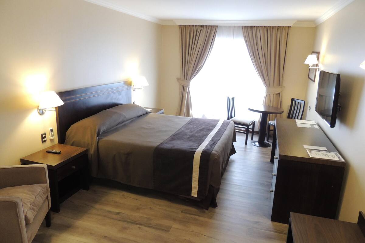 Minibar, in-room safe, desk, blackout curtains