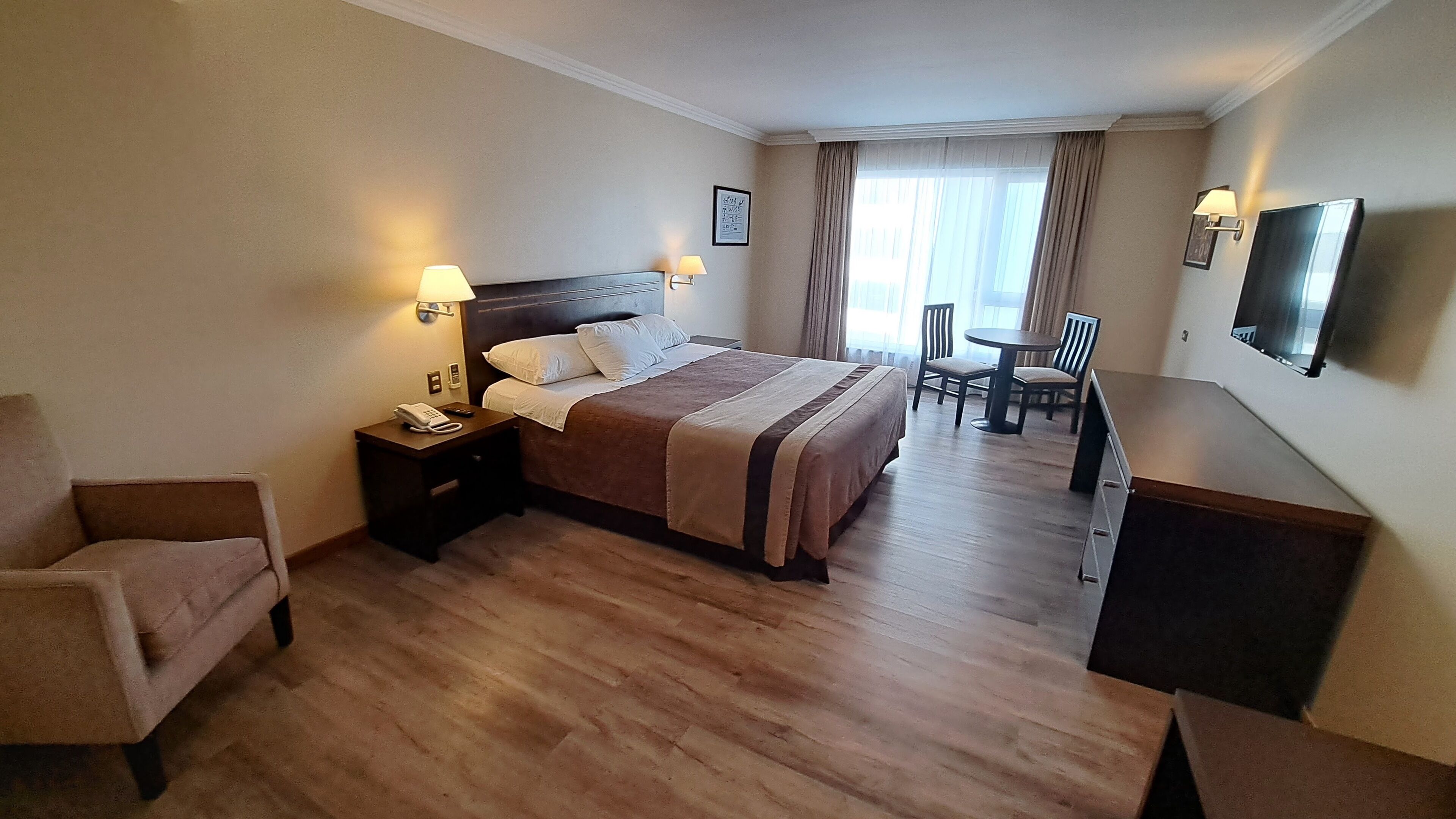 standard room, city view | minibar, in-room safe, desk, blackout curtains