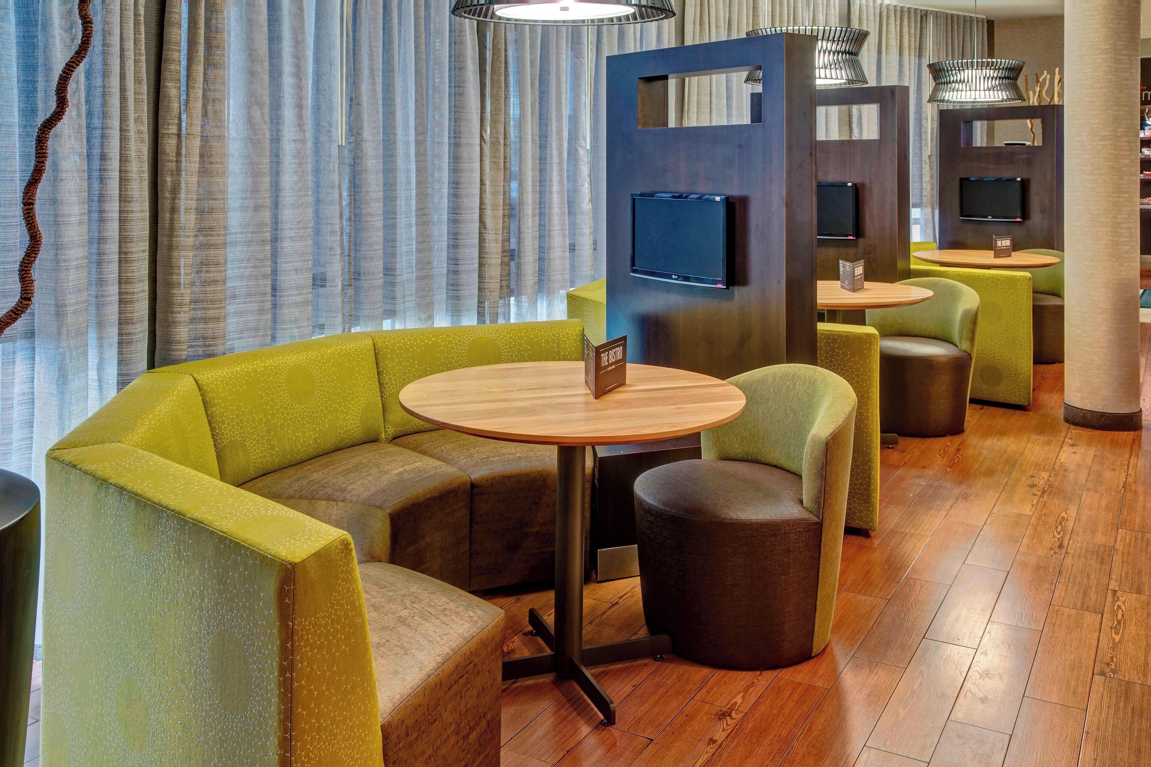 Photo - Courtyard by Marriott Alexandria
