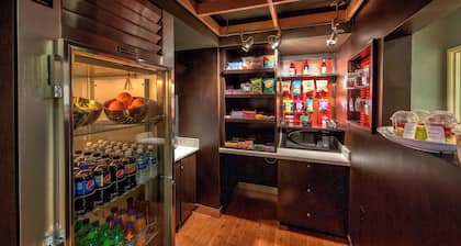 Courtyard by Marriott Alexandria