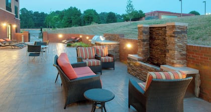 Fairfield Inn & Suites by Marriott Charlotte Matthews