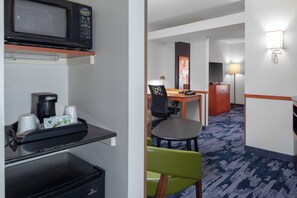 Fridge, microwave, coffee/tea maker