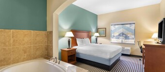 Quality Inn & Suites - Marlin