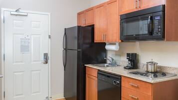 Caja de seguridad en la habitación y escritorio