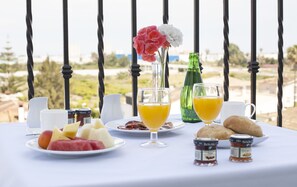 Vierbettzimmer | Essen und Trinken