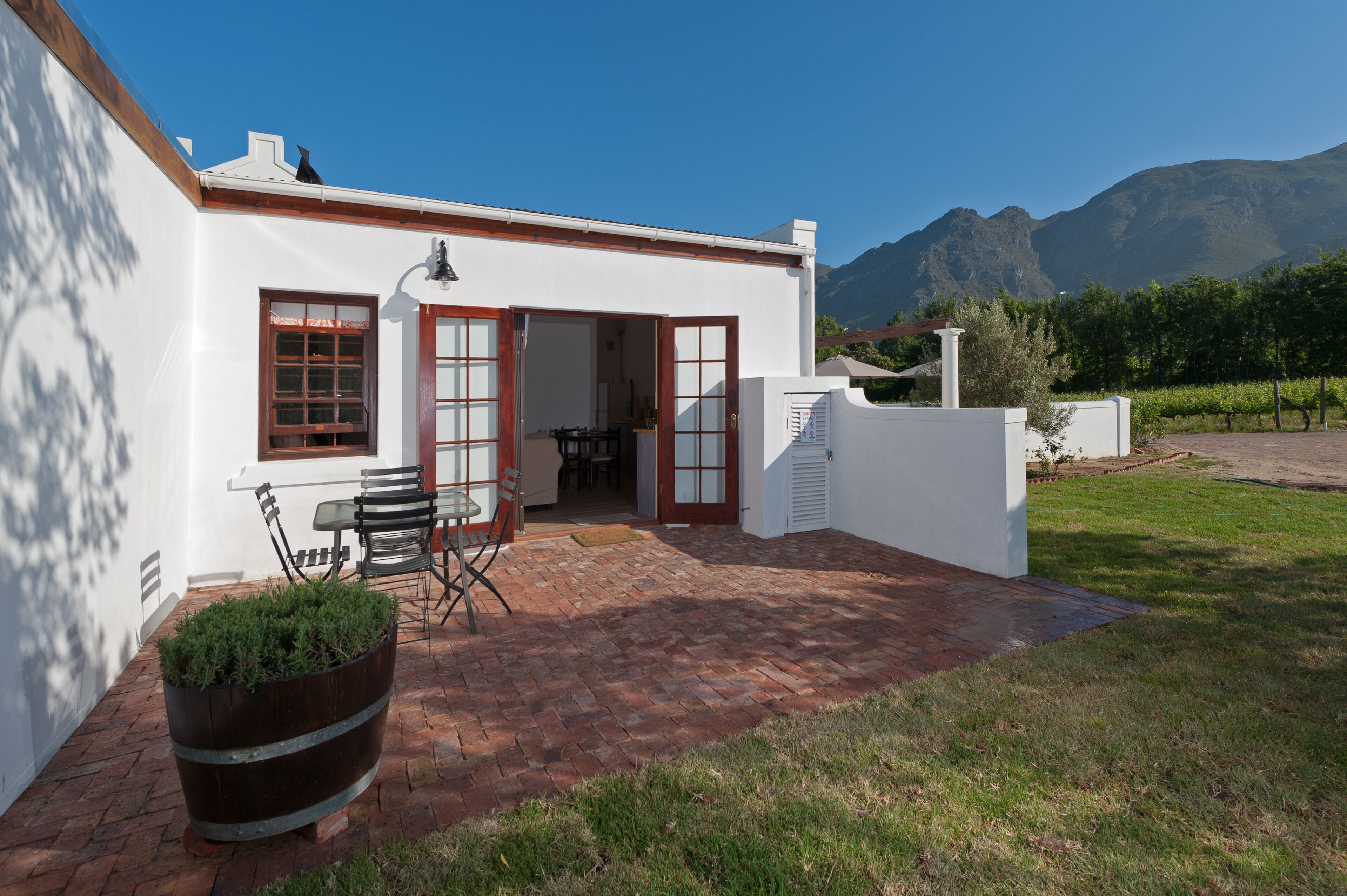 Cottage, 2 Bedrooms (Pinotage) | Garden view