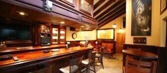 Le Cozmo Guest House