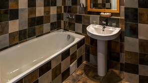 Bathroom - Landhaus Hotel (Brovary)