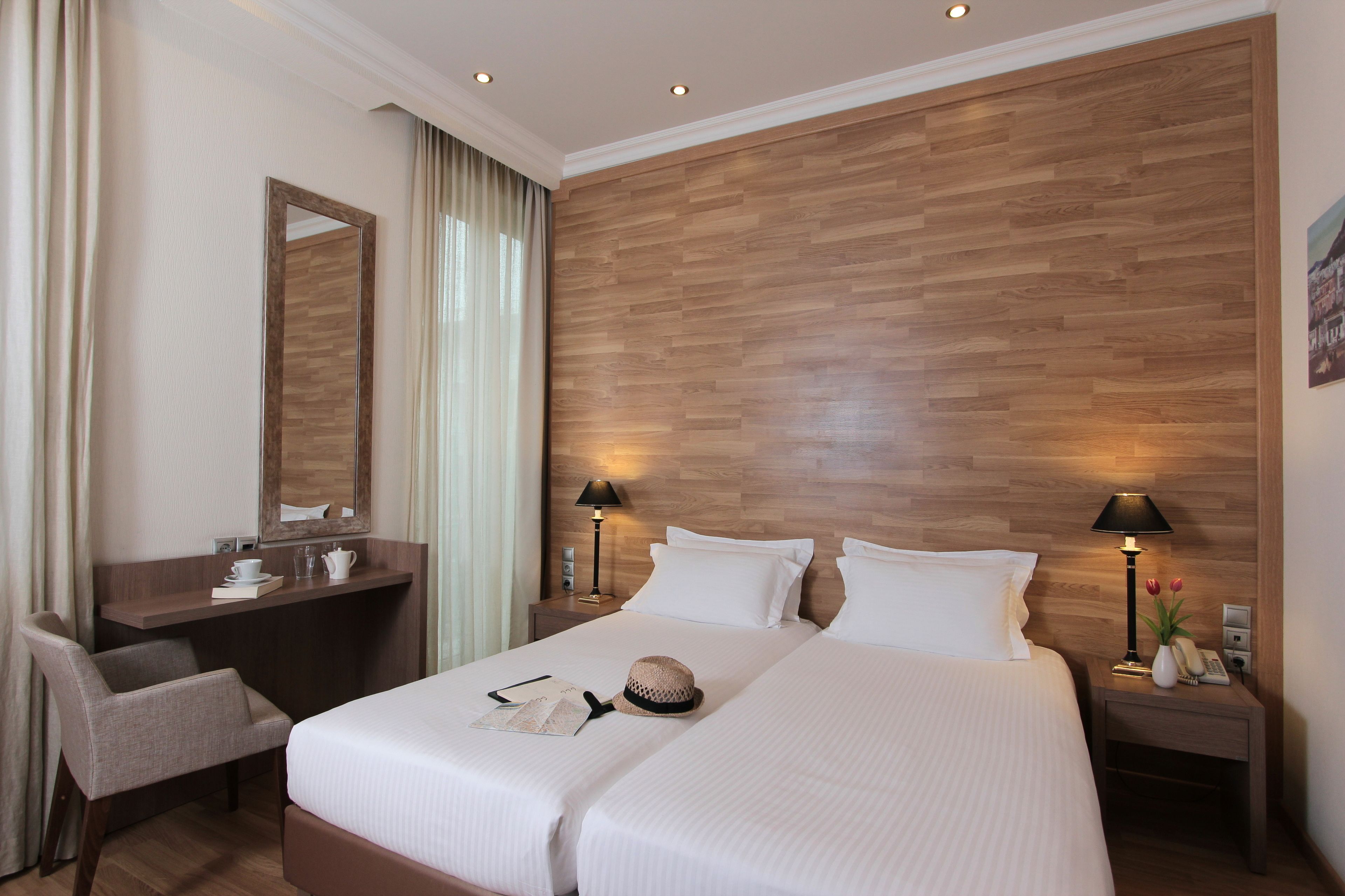 クラシック ダブルルーム バルコニー | エジプト綿のシーツ、高級寝具、セーフティボックス (室内)、客室ごとに異なる装飾