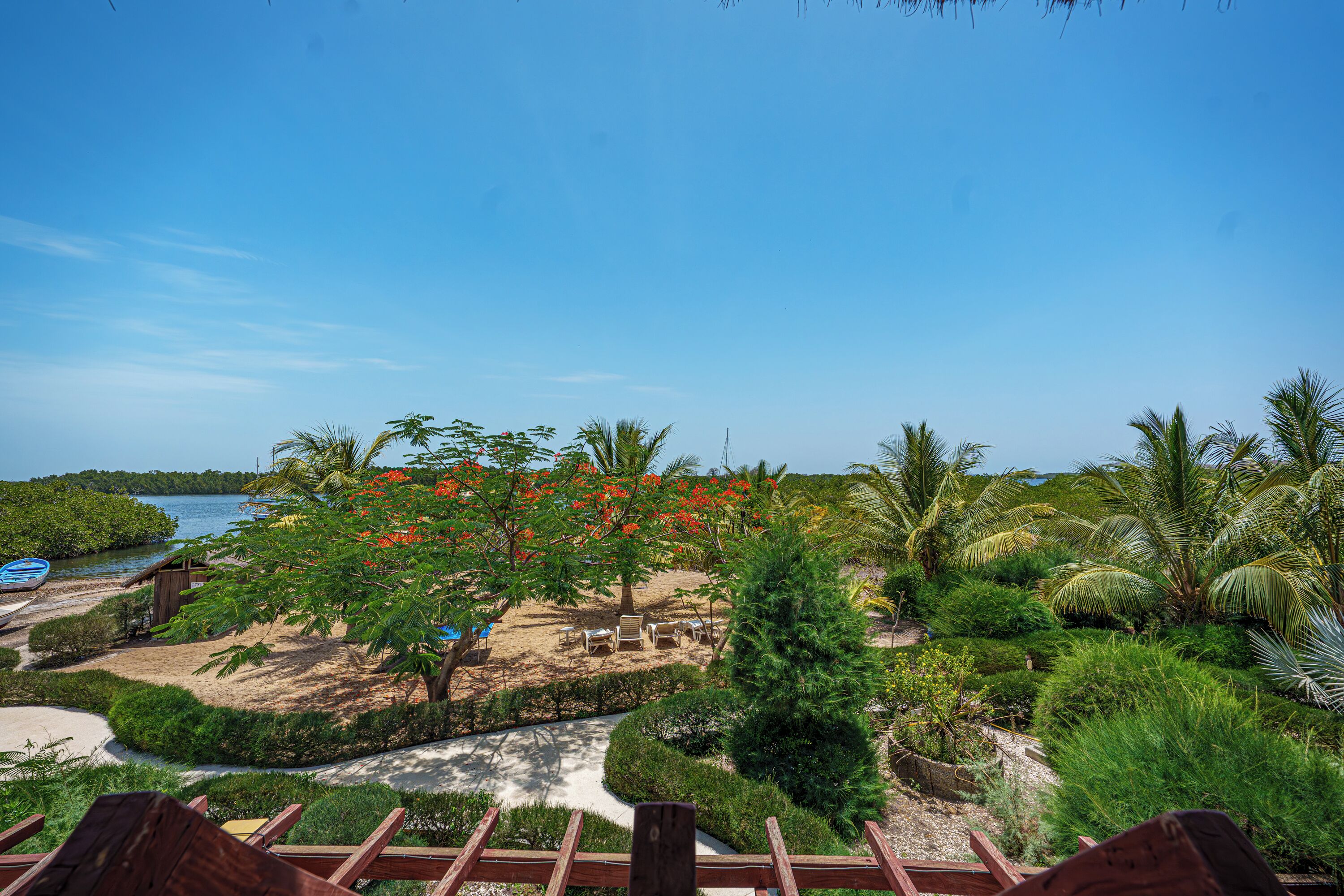 Superior Suite, River View | In-room safe, free cribs/infant beds, free rollaway beds, free WiFi