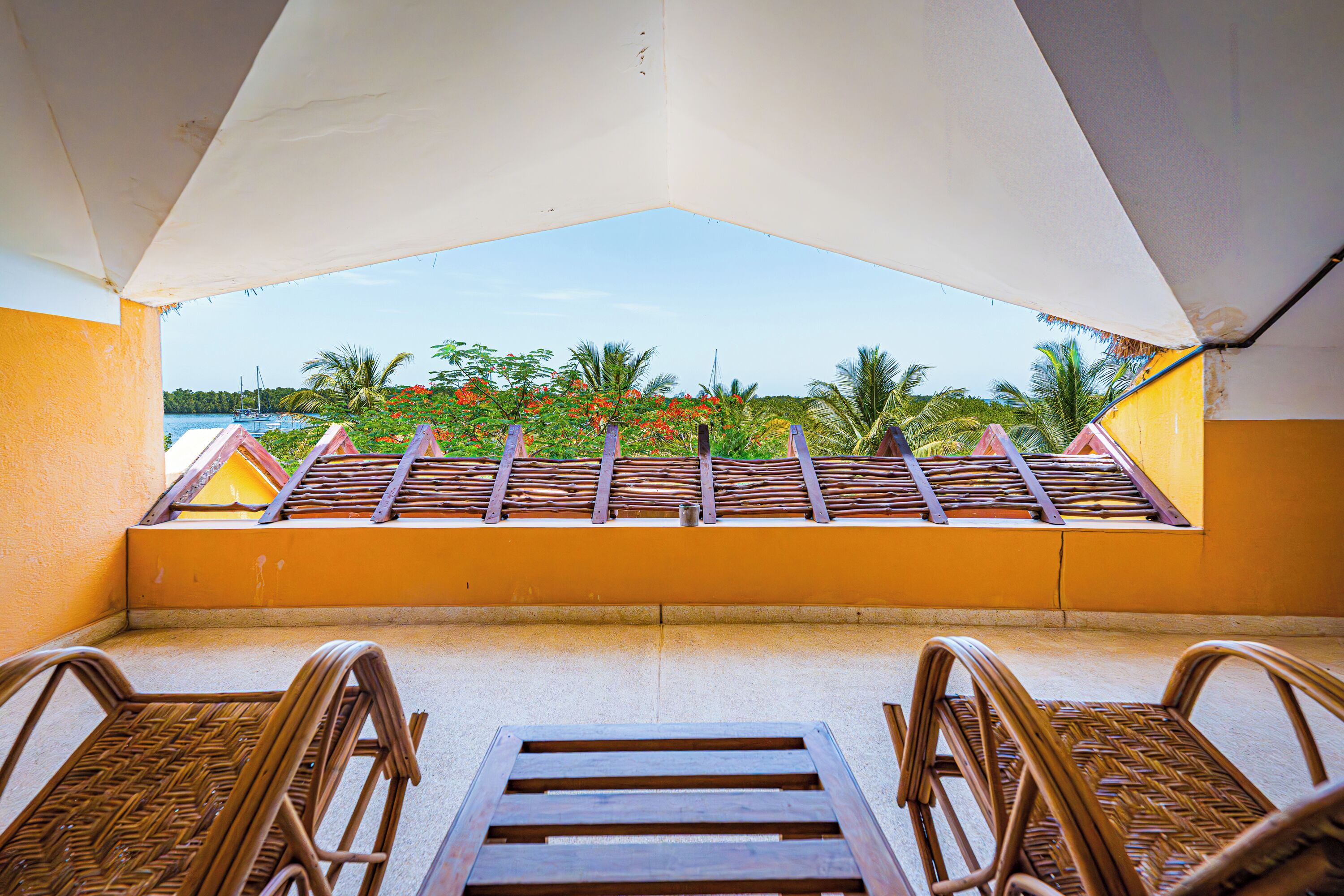 Superior-Suite, Flussblick | Zimmersafe, kostenlose Babybetten, kostenlose Zustellbetten