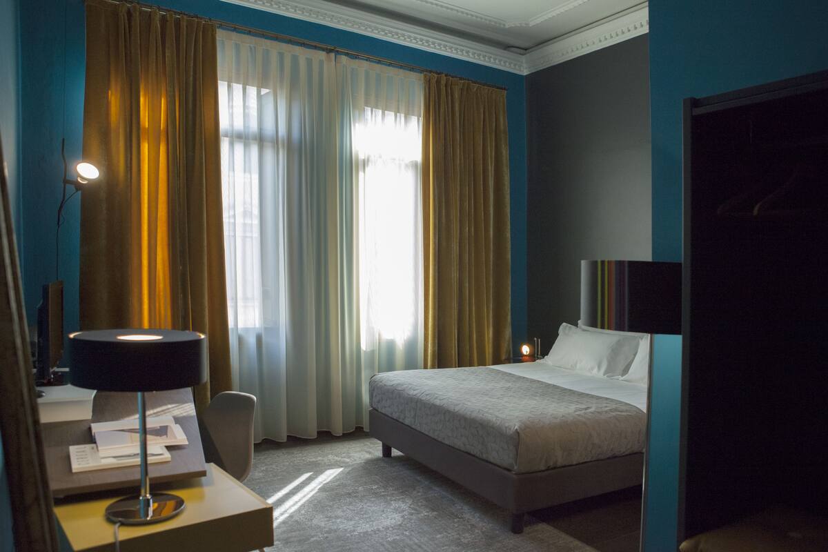 Superior Double Room | Minibar, desk, iron/ironing board (on request), cribs (free)