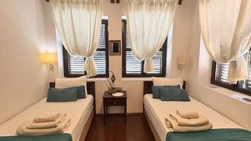 Classic Twin Room, 2 Twin Beds, Non Smoking, City View | Minibar, desk, soundproofing, free WiFi