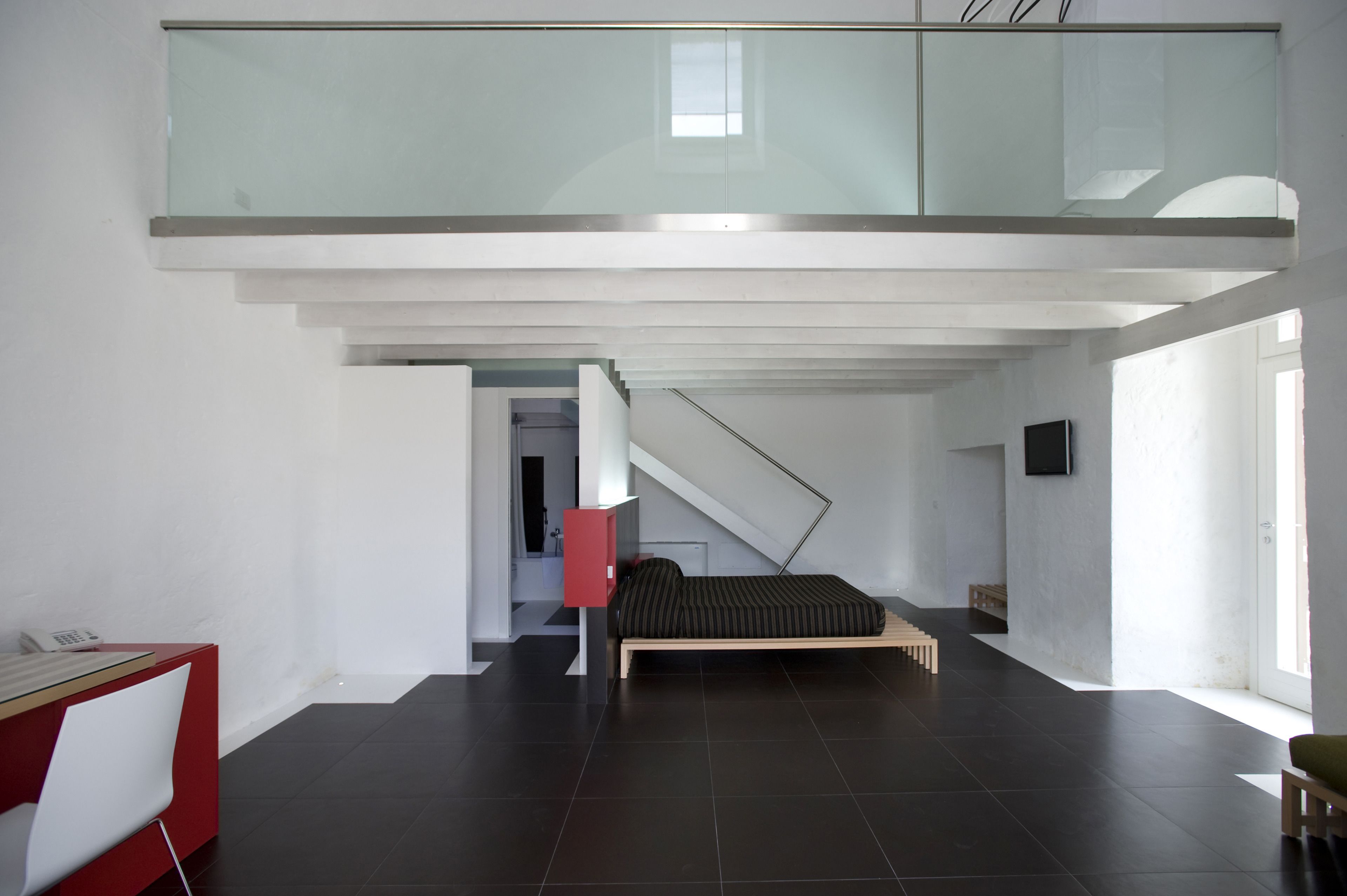 superior quadruple room | minibar, in-room safe, desk, soundproofing