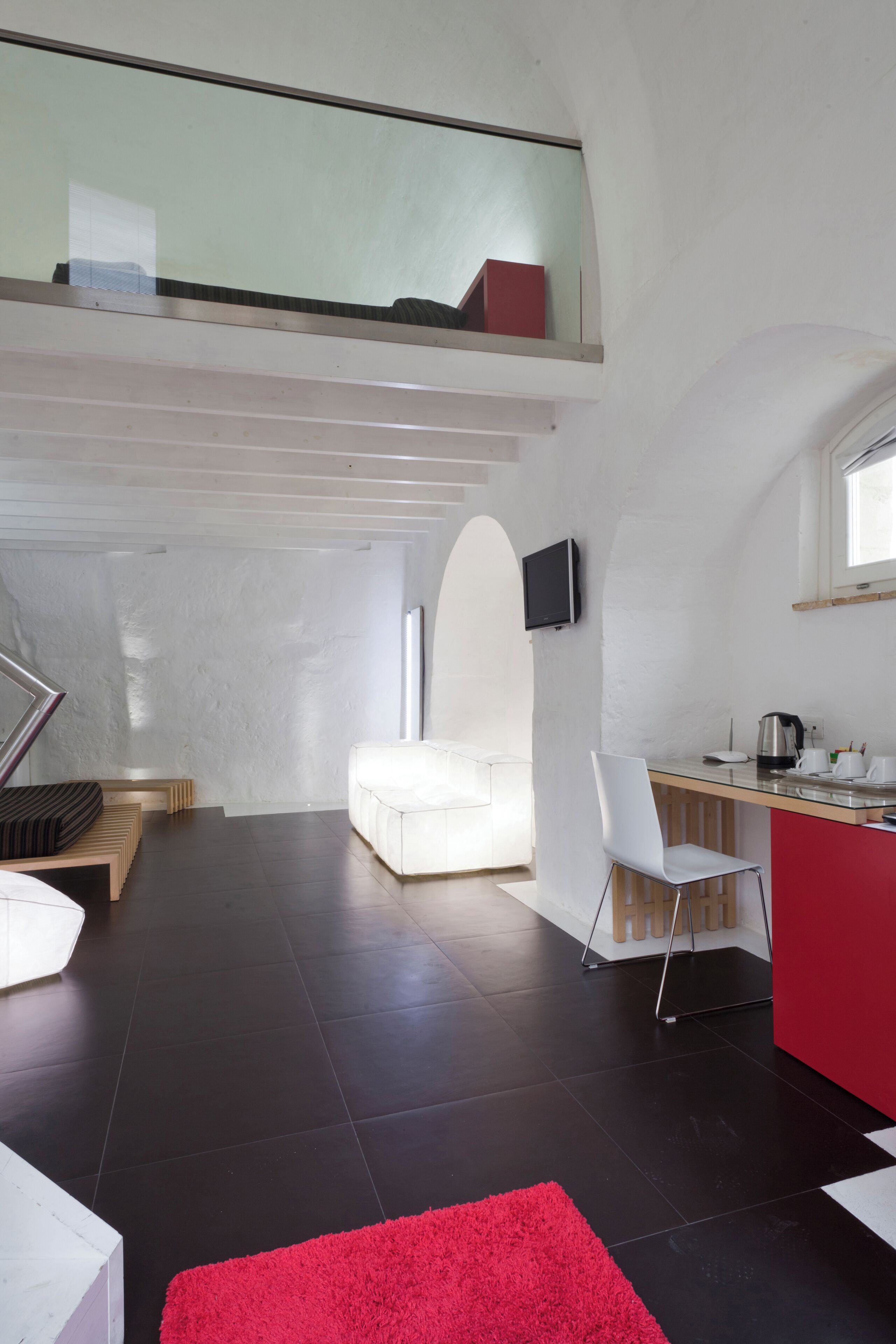 Minibar, coffres-forts dans les chambres, bureau, chambres insonorisées