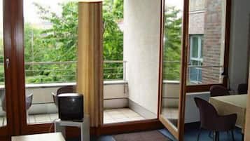 Apartment (for 4 persons) | Living area | TV