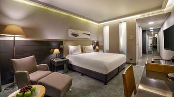 Superior Double Room, 1 King Bed | View from room