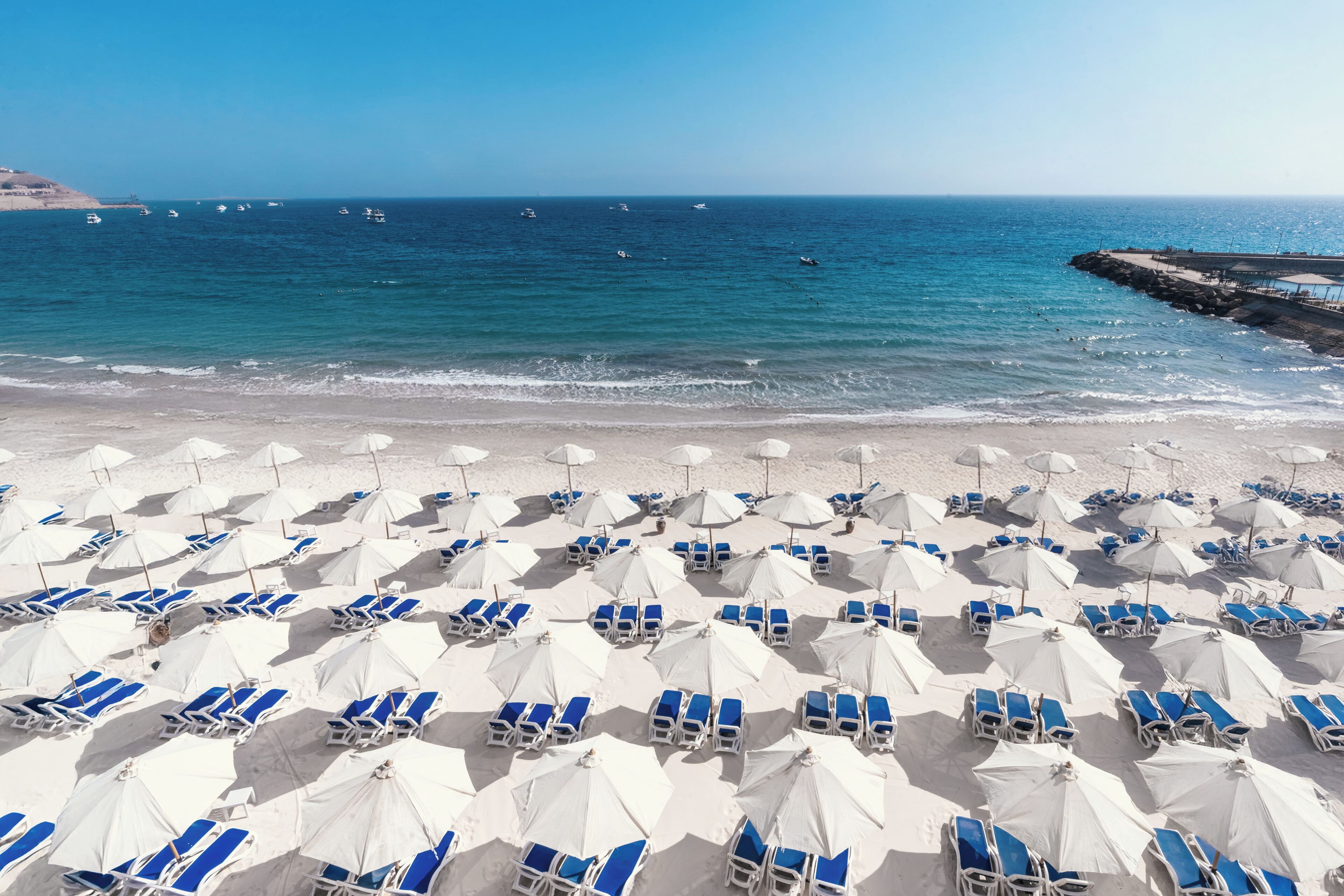 Private beach, beach towels