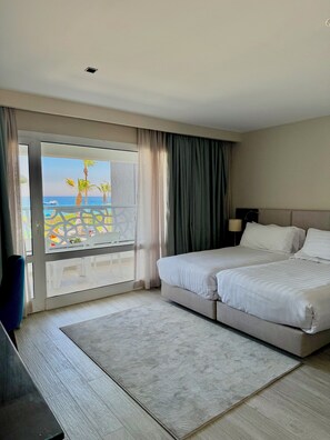 Standard Double or Twin Room, Sea View | In-room safe, desk, laptop workspace, blackout drapes