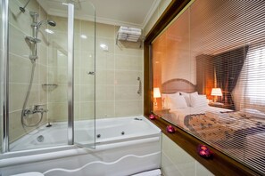 Executive Suite, Balcony, Sea View (King Bed with Sofabed) | View from room