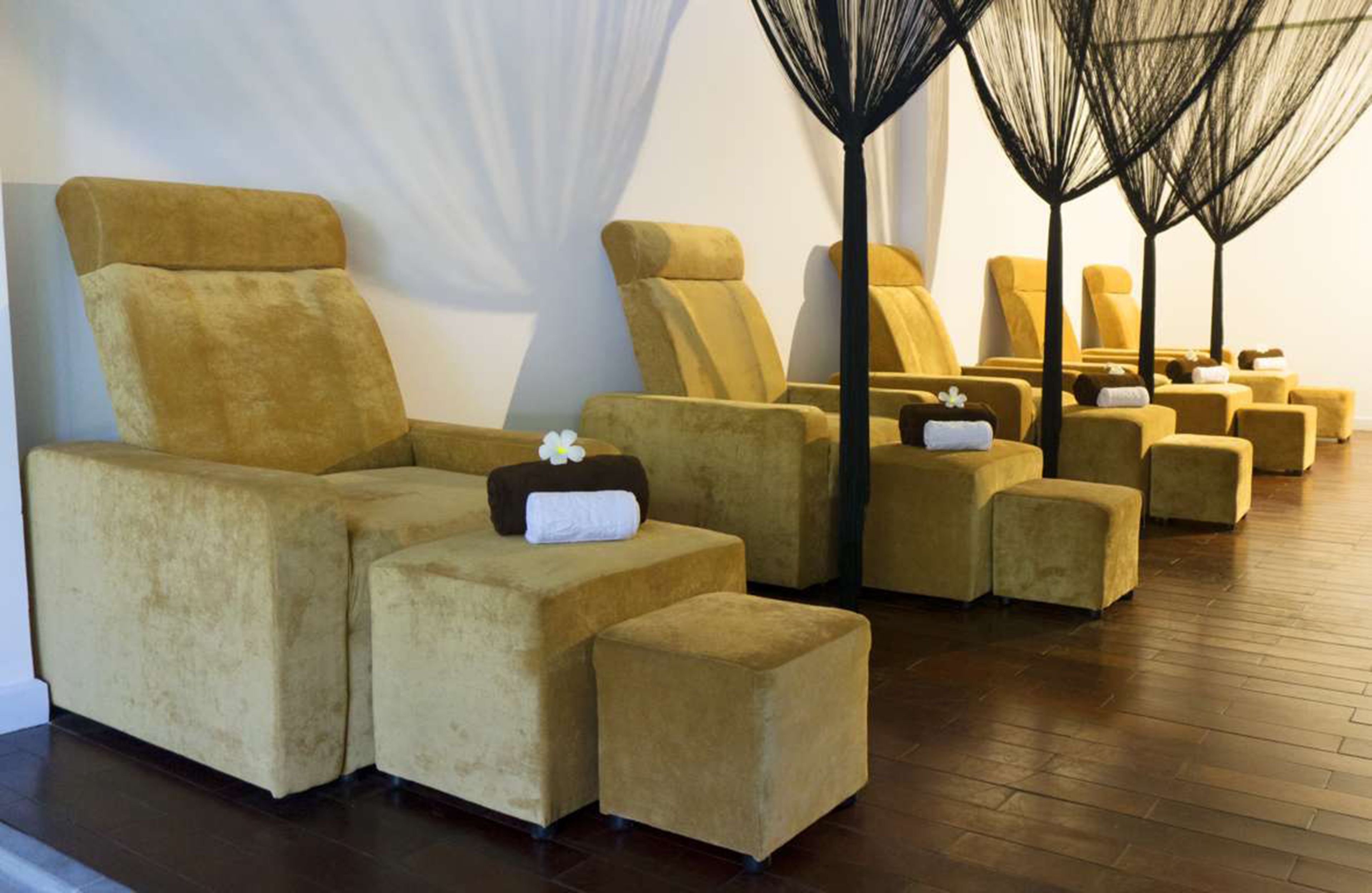 turkish bath/hammam, body treatments, aromatherapy, deep-tissue massages