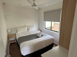 2 Bedroom Cabin | Wi-Fi de cortesia, roupa de cama