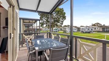 Standard-Ferienhütte, 2 Schlafzimmer | Balkon