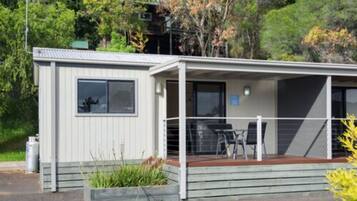 Deluxe Spa Cabin - Sleeps 2 | Terrace/patio