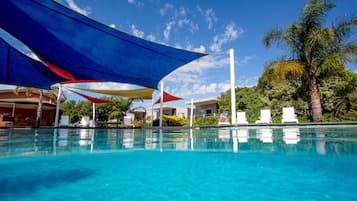 Outdoor pool, pool loungers