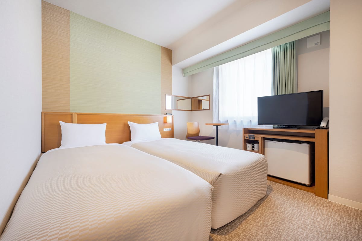 Phòng 2 giường đơn Tiêu chuẩn, không hút thuốc (Hollywood, 2 Single Beds) | Bàn, màn/rèm cản sáng, phòng cách âm, bàn ủi/dụng cụ ủi quần áo 