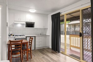 Standard Studio Cabin | Private kitchen