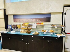 Desayuno buffet incluido todos los días 