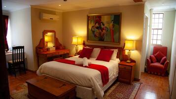 Pillowtop-patjalliset sängyt, silitysrauta/-lauta, lisävuoteet