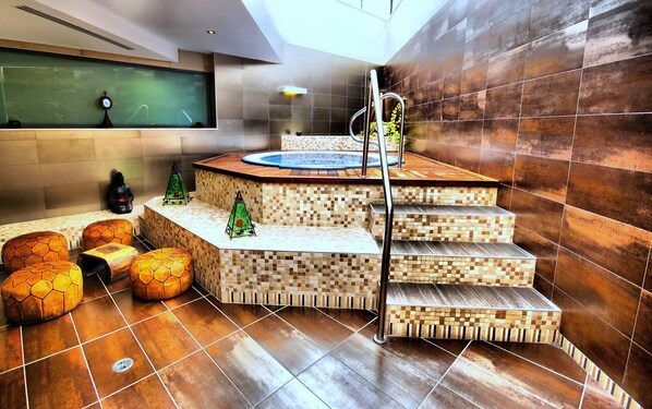 Sauna, hot tub, body treatments, aromatherapy, hot stone massages - Leo Deluxe Punta Umbría (Punta Umbría)