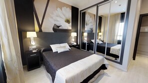 1 bedroom, in-room safe, laptop workspace, blackout drapes - Leo Deluxe Punta Umbría (Punta Umbría)