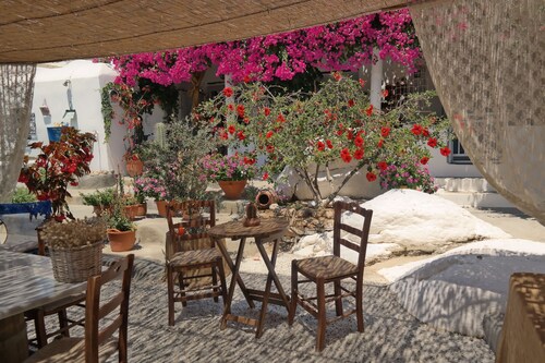 Sun Rock Boutique Suites