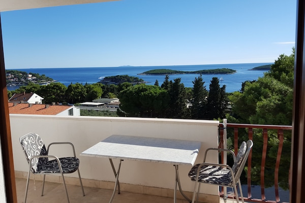 Panoramic Apartment | Balcony
