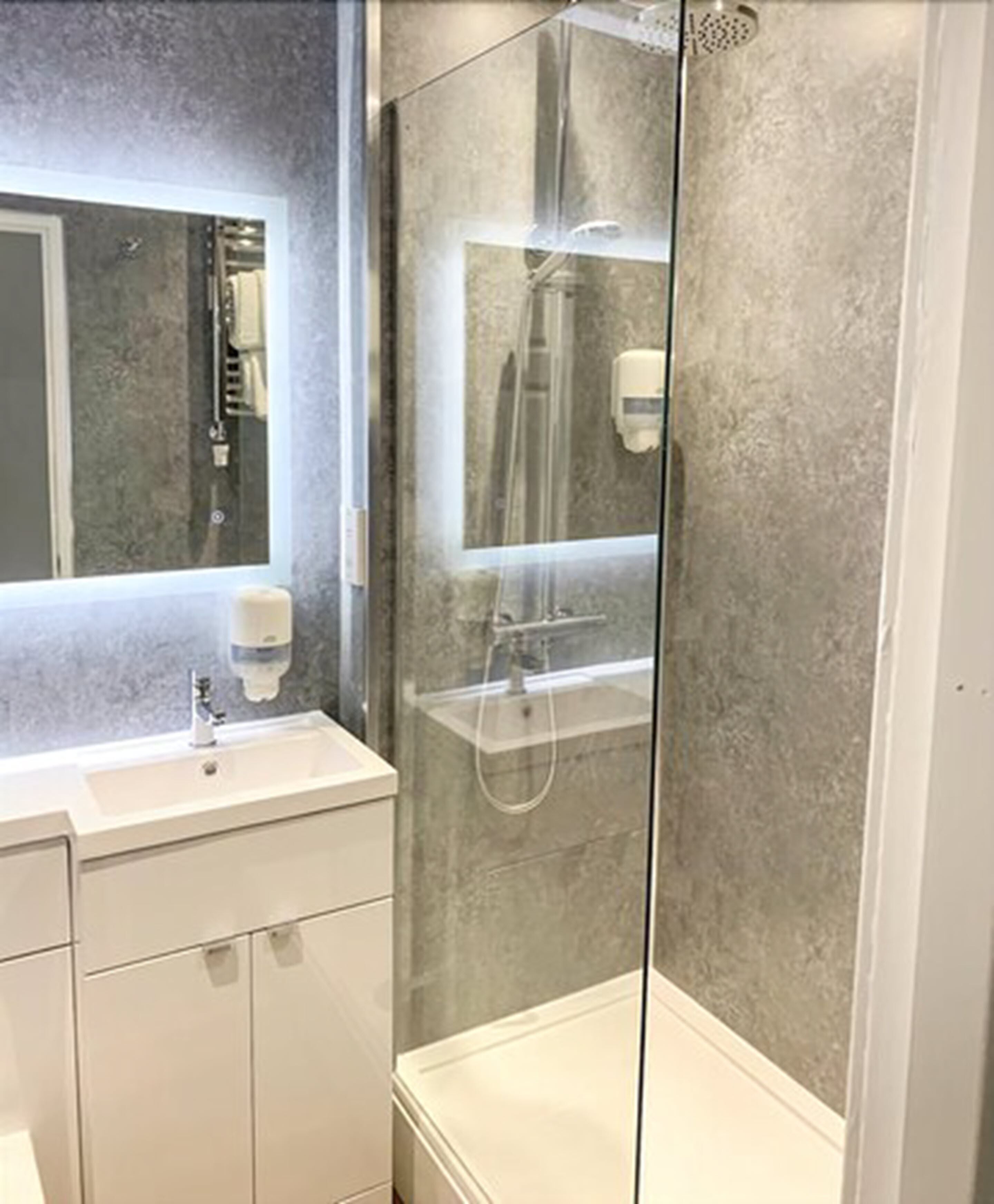 double or twin room | bathroom | free toiletries, hair dryer, towels