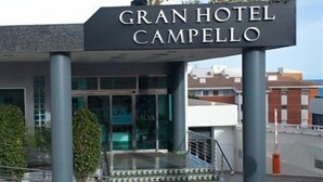 Unclassified image, 3 of 52, button - Hotel La Familia Gallo Rojo (El Campello)