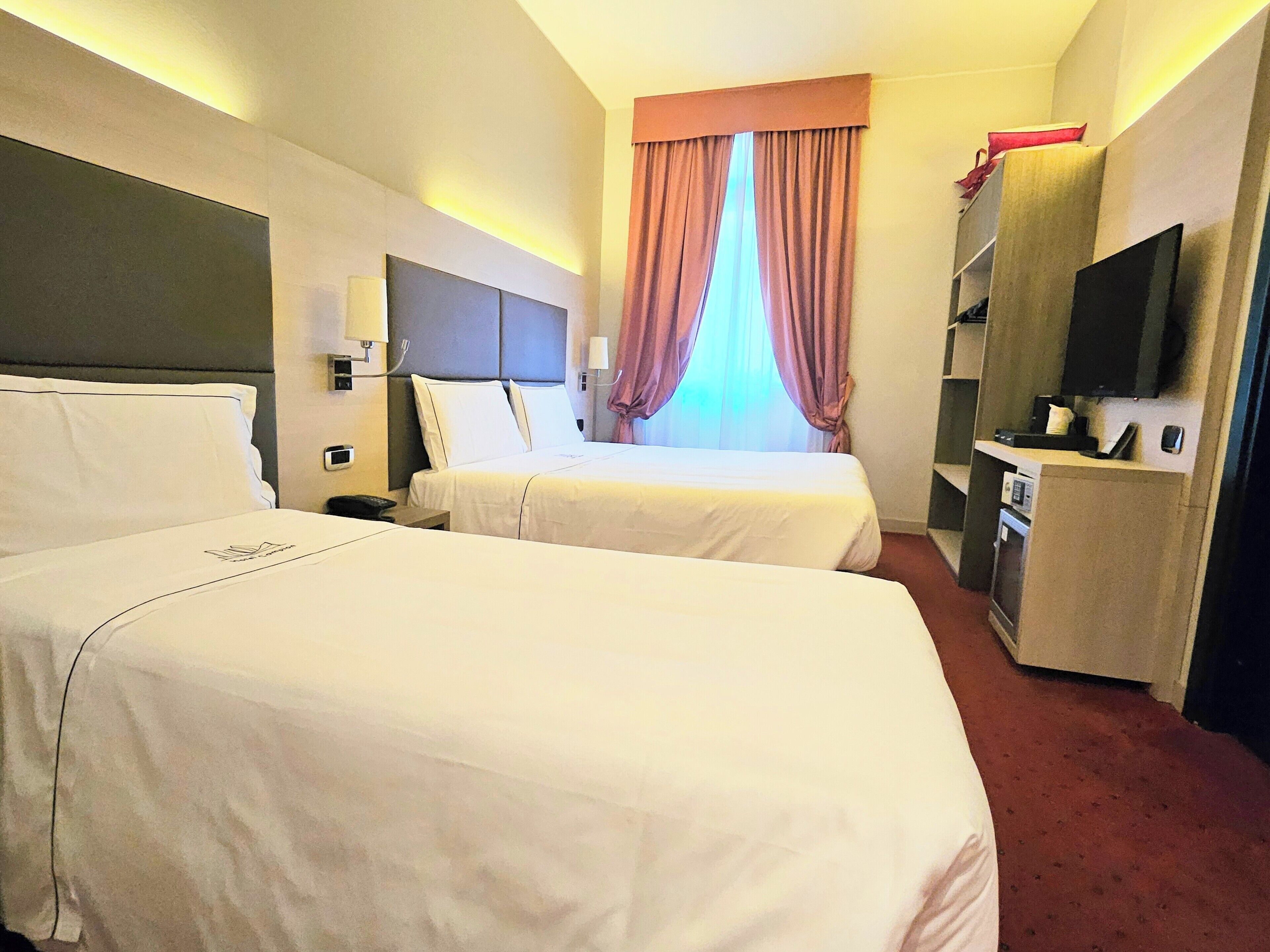 Triple Room | Premium bedding, down comforters, pillowtop beds, minibar