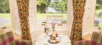 修道士冲击平原乡村别墅酒店